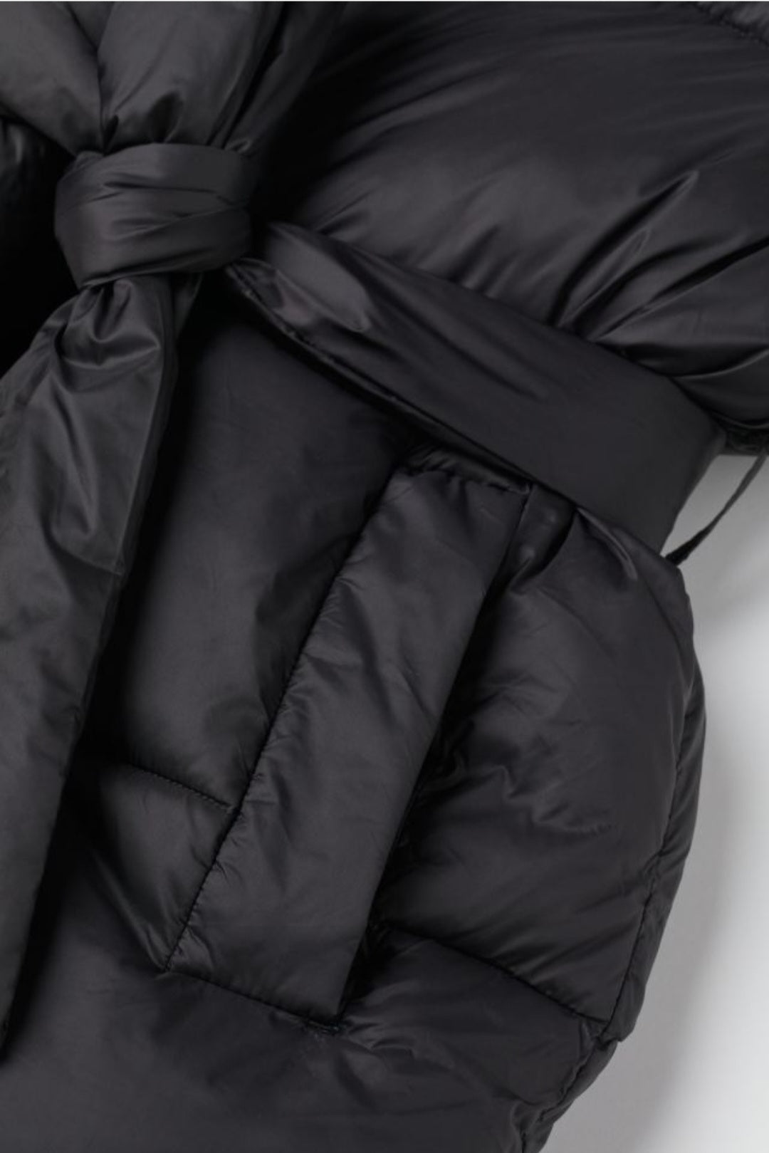 The Belt Puffer Vest