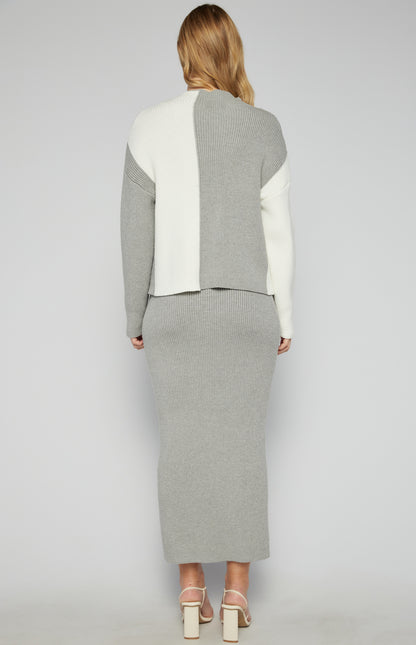Contrast Blocking Knit Set with Jumper and Midi Skirt